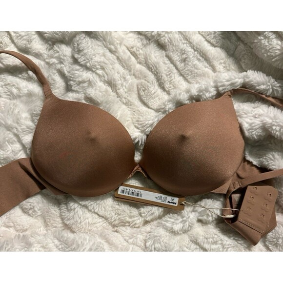 Skims Ultimate apex Push Up Nipple Bra - Picture 3 of 4